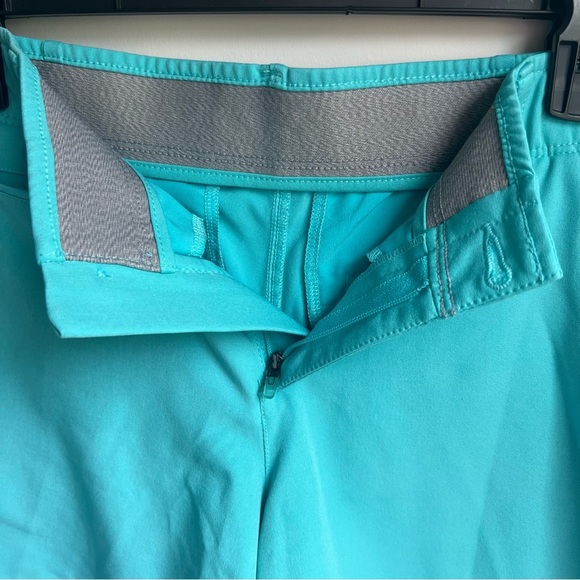 Under Armour Blue Athletic Shorts Lightweight Elastic Waist - Size 8 - Picture 5 of 12